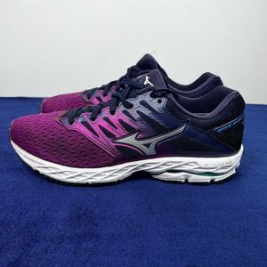 Mizuno Wave Shadow 2 Running
Shoes. Women Size 7.5